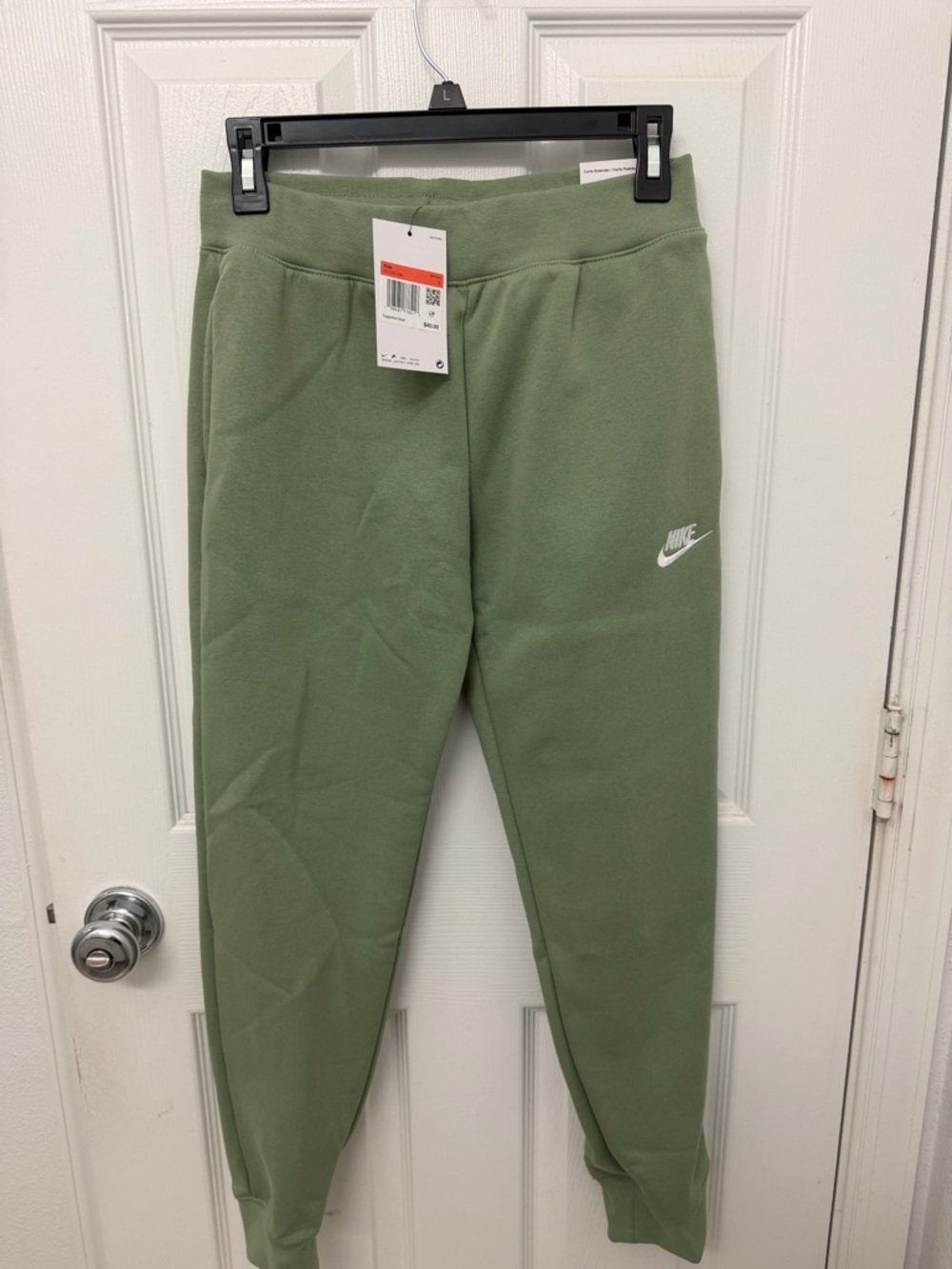 Nike sportswear Kids Olive Green Fleece Joggers Size L new!!